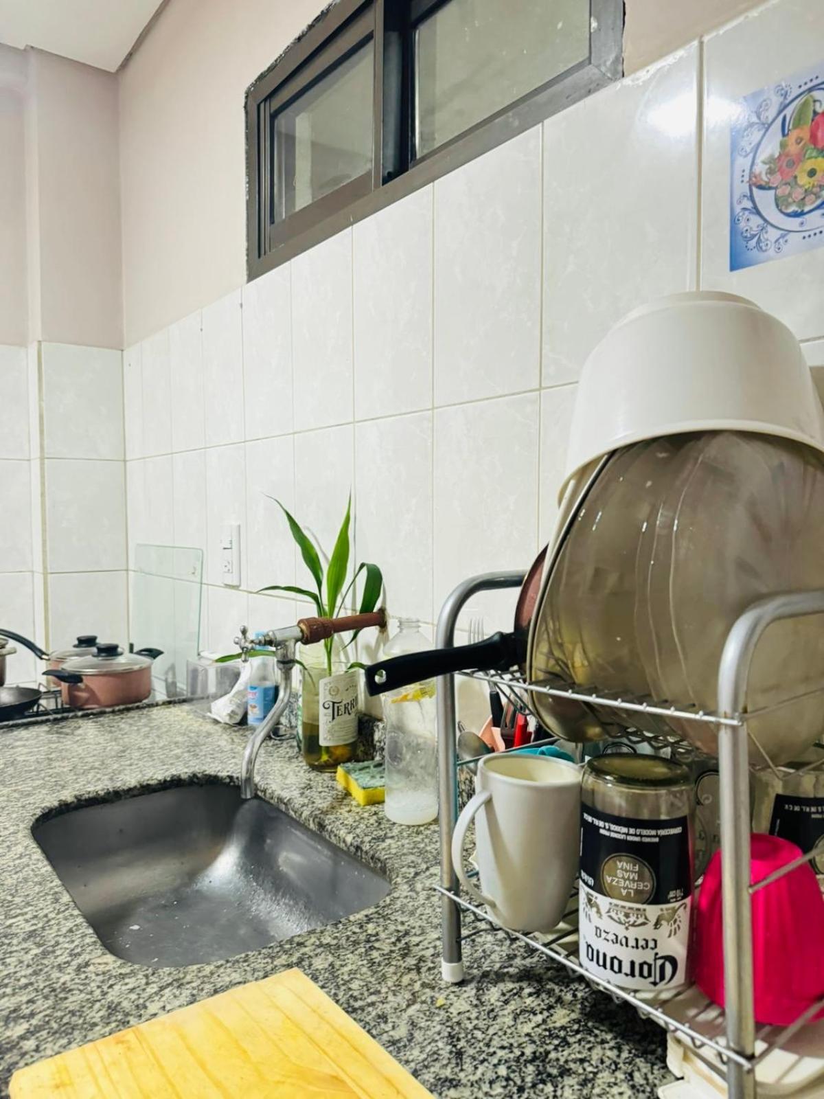 Depto Dos Sobre Avenida Principal En Cataratas Del Iguazu, Con Wifi Apartment